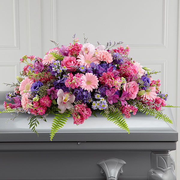 The FTD Glorious Garden Casket Spray h1405 Funeral Flowers Delivery