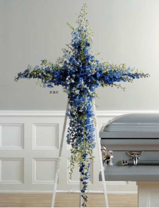 Happiness Carried by Blue Flowers.*シーグラス Garden Treasures Of Sparkling Elegance Hand-Polished Crystal